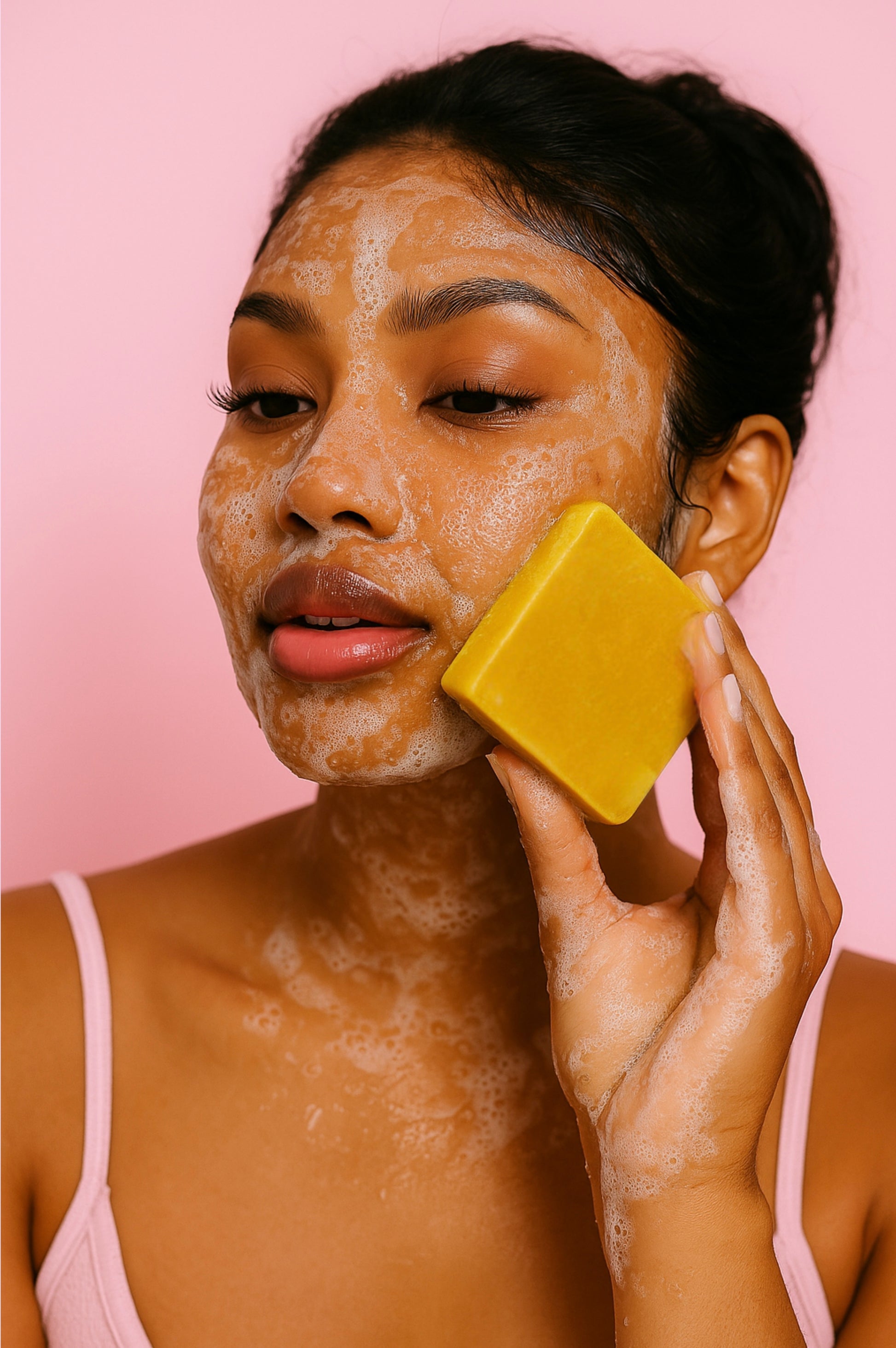 Kojic Acid & Turmeric Soap